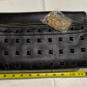 Black Clutch